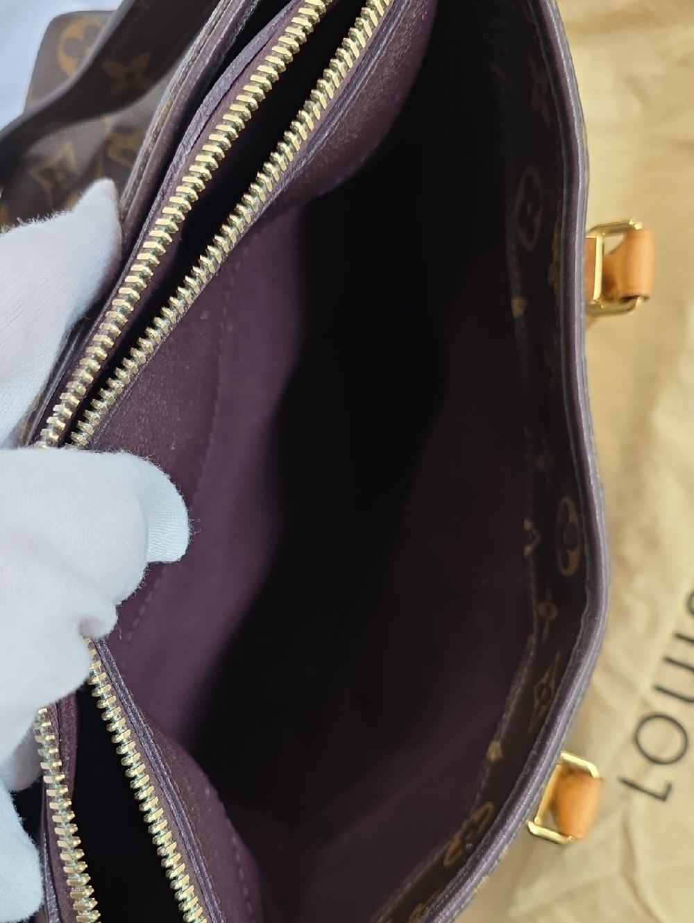 Louis Vuitton Pallas MM Satchel - Picture 11 of 16